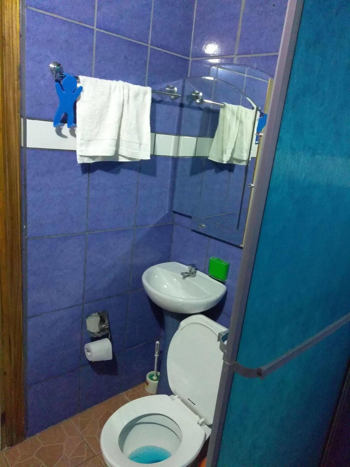 Hostal Cecilia Puerto Viejo de Talamanca Dış mekan fotoğraf